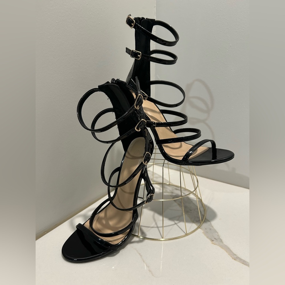 Wild Diva Black Strappy Heels